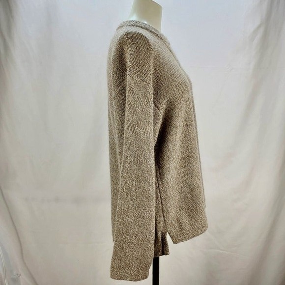 Indigenous Designs Women's Alpaca Crew Neck Sweater - Picture 5 of 11